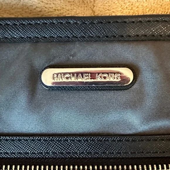 Michael Kors Black Nylon Messenger Crossbody Bag - Picture 2 of 7